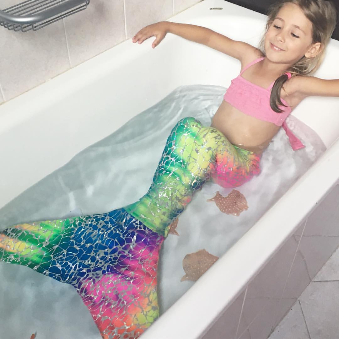 Realizzare il sogno delle bambine con una coda da sirena - the Sparkling  Mommy