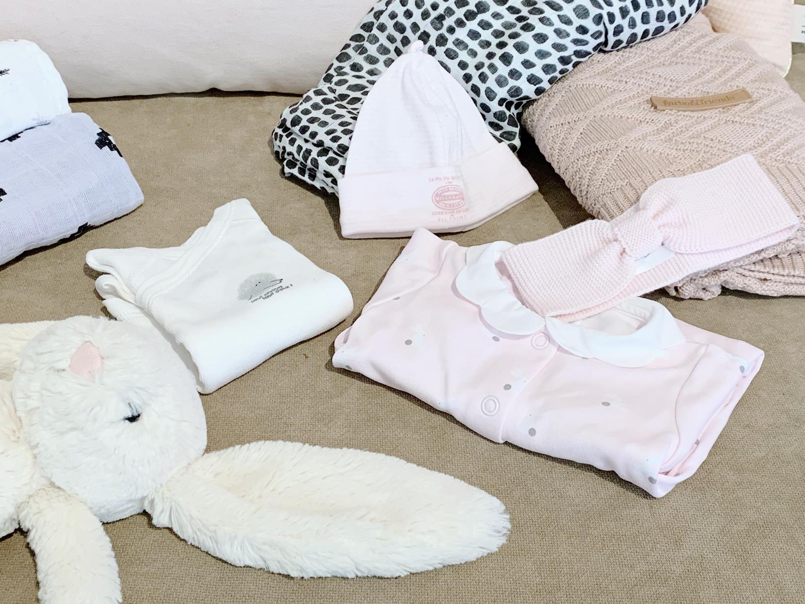 Valigia o borsa per l ospedale cosa serve a mamma e bambino