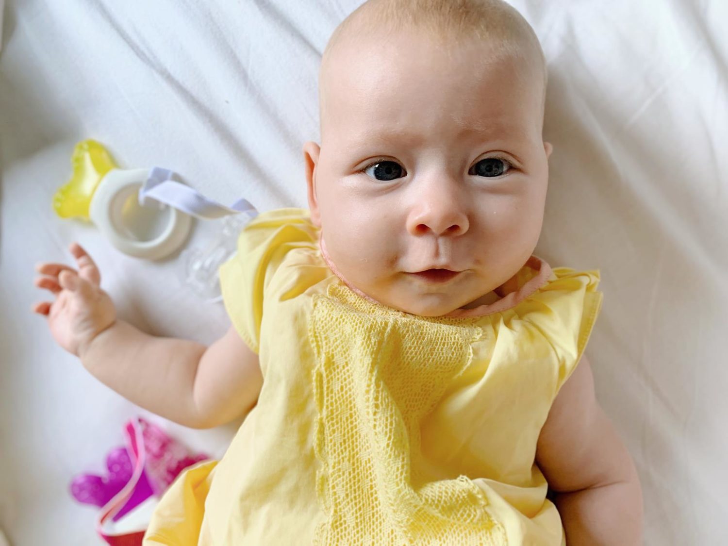 Caldo e primi dentini: sintomi e piccoli aiuti!